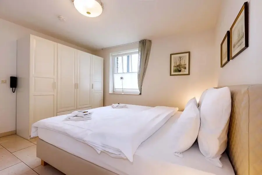 Schlafzimmer der Ferienwohnung Garten