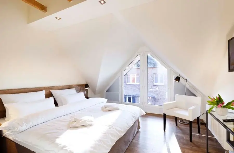 Schlafzimmer unter dem Dach in der Remise